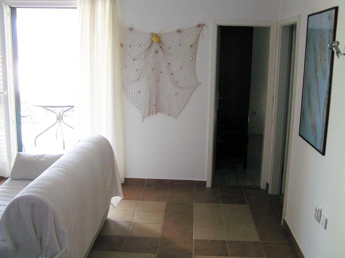 Maglic Apartment Duće エクステリア 写真